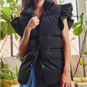 Bucketlist down vest size small NWOT